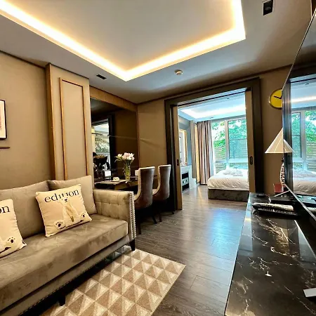 长康路豪华五星级酒店式公寓luxury Erawan Condo